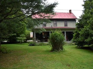 296 Amity Ridge Rd, Amity, PA 15311