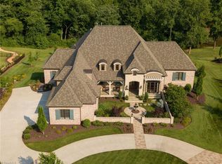 1385 Pheasant Ln, Winston Salem, NC 27106