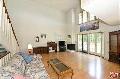 5th image of 810 California Ave APT 1