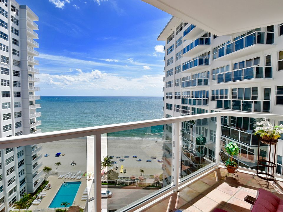 View / Private balcony