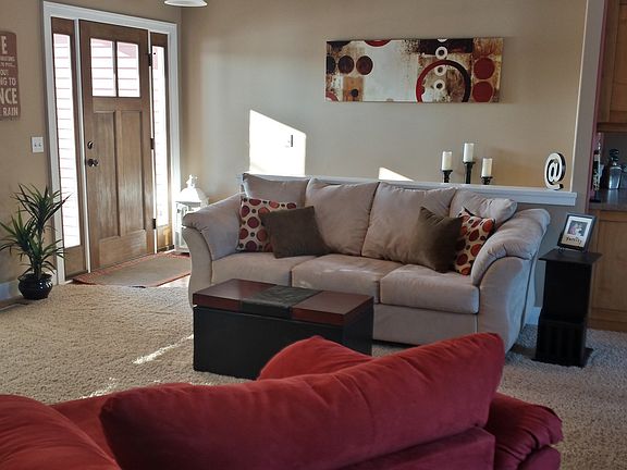 2nd image of 7056 Yosemite Dr