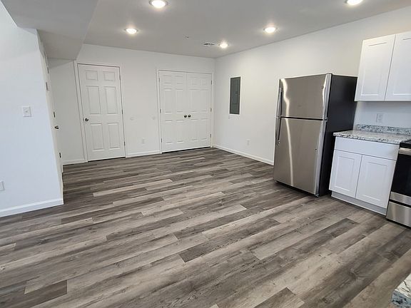5th image of 410 Doxey St #3