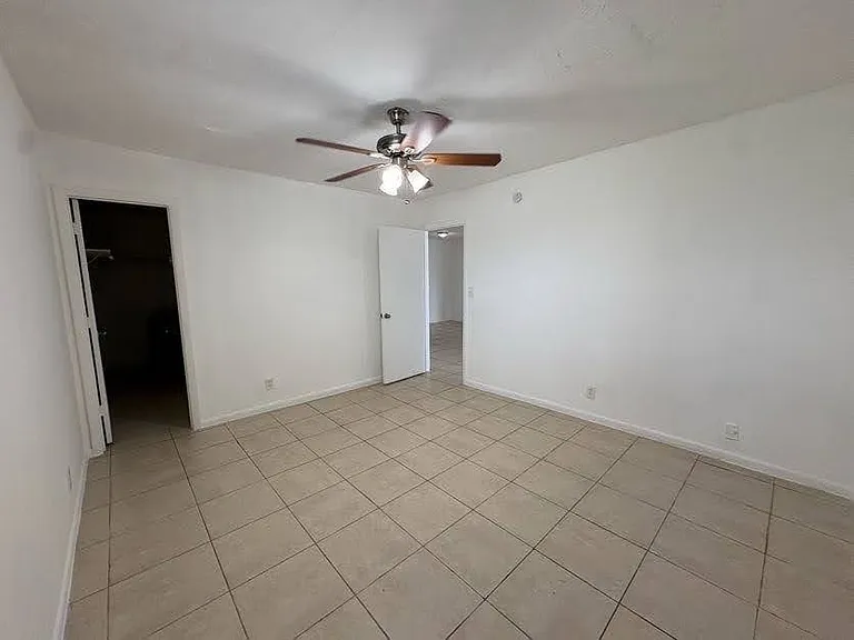 6000 NW 7th St #22 — Photo 13