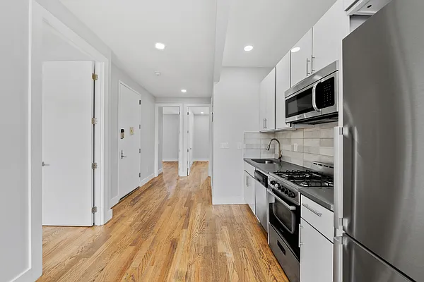 Rented by Vector New York, LLC | media 9