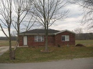 520 S Park St, Pekin, IN 47165
