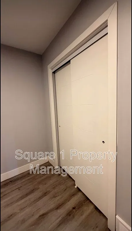 1 bed, 1.0 bath, $1,350 — Photo 3