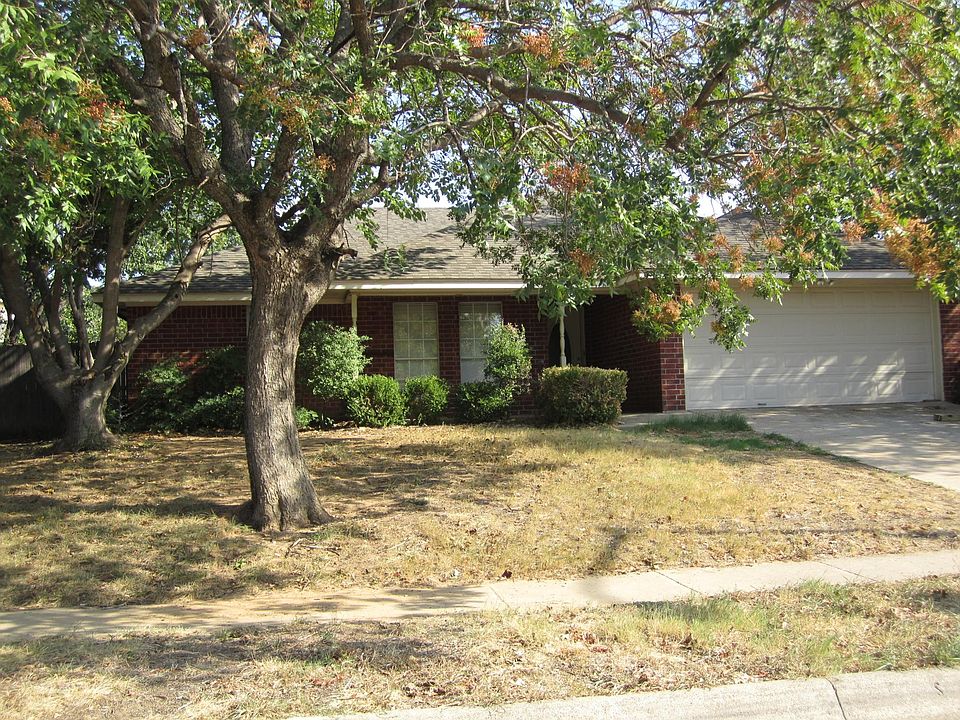 1st image of 285 Casie Ct