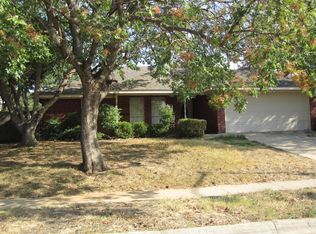 285 Casie Ct, Denton, TX 76207