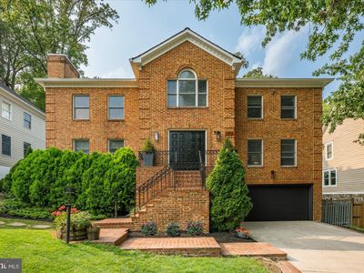 6856 Saint Albans Rd, Mclean, VA, 22101