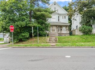 712 Oak St, Syracuse, NY 13203