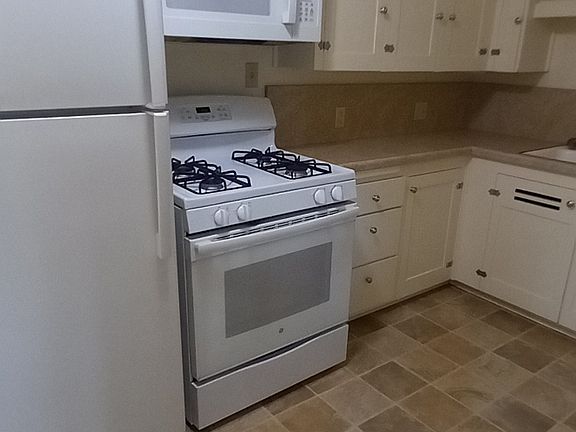 5th image of 138 E Sherwood Blvd