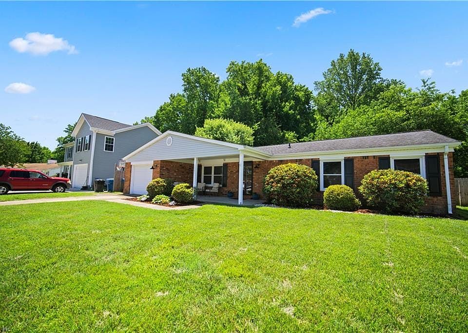 1st image of 5885 Goolagong Dr
