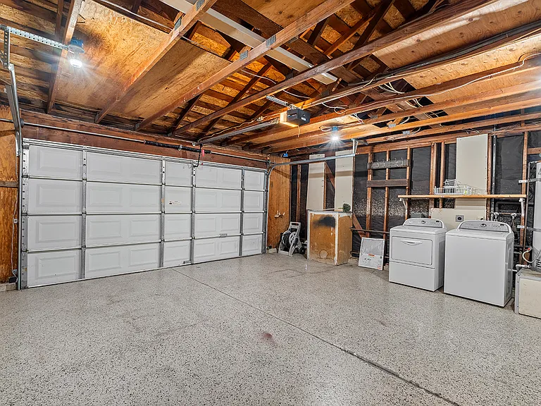 635 Abrigo Ct — Photo 17