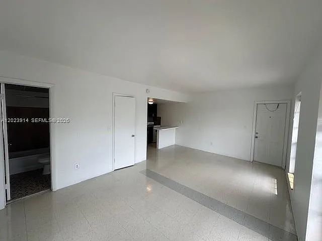 1400 S Douglas Rd #17 — Photo 11