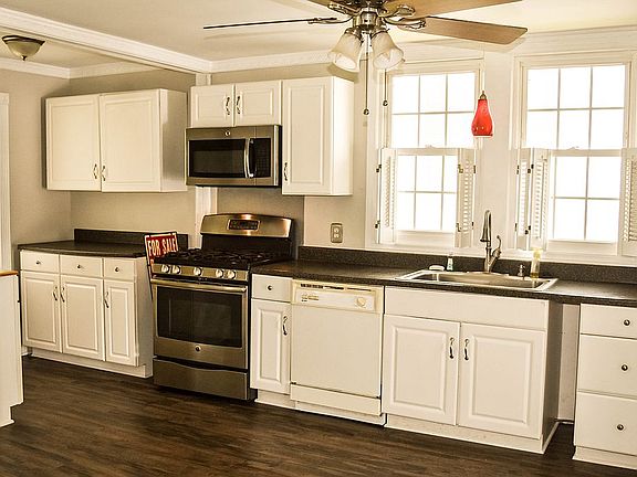 Kitchen /Dining Room