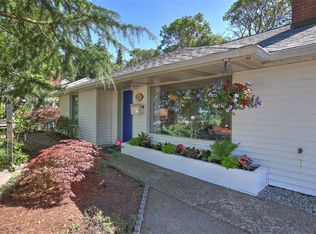 9402 23rd Ave SW, Seattle, WA 98106