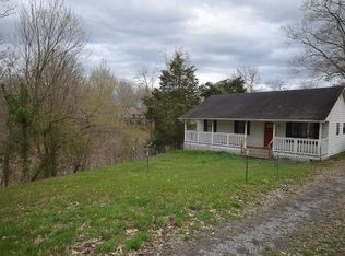 826 Sugar Hollow Rd, Piney Flats, TN 37686