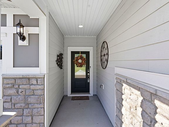 2nd image of 1304 Santa Lucia St