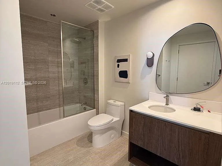 1611 SW 2nd Ave #911 — Photo 6