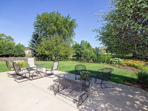 3rd image of 1014 Vineyard Ln