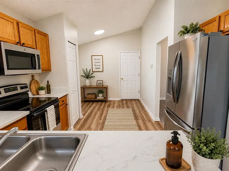 4618 Aguila Pl — Photo 7