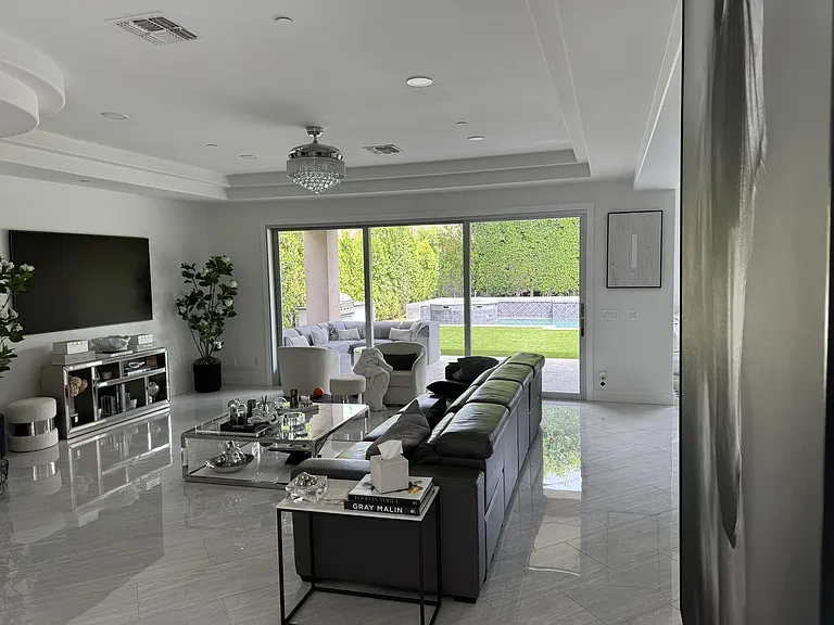 3822 E Cielo Grande Ave — Photo 3
