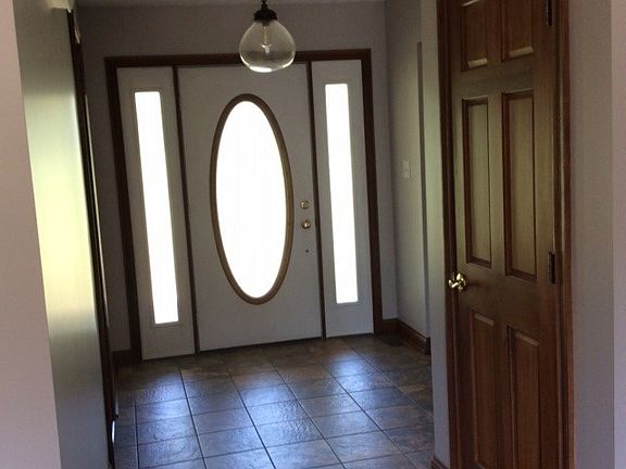3rd image of 4370 E State Road 54