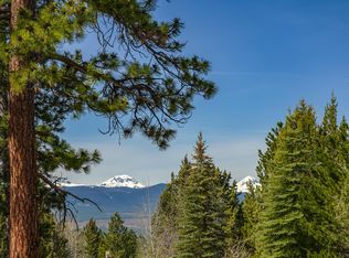 3075 NW Duffy Dr, Bend, OR 97703