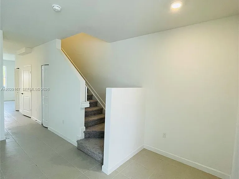 17905 SW 356th Ter — Photo 3