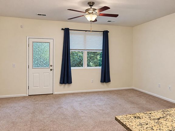 4th image of 391 Flyway Rd