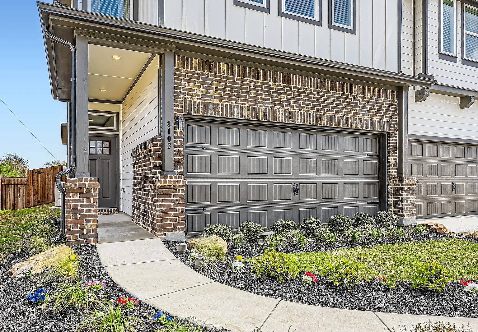 Turner Ridge Townhomes — Photo 2
