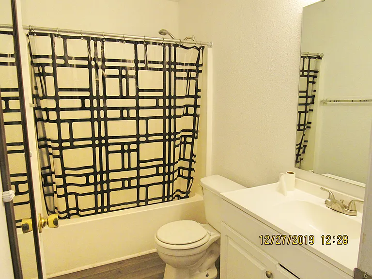 11347 Roundwood Ct — Photo 15