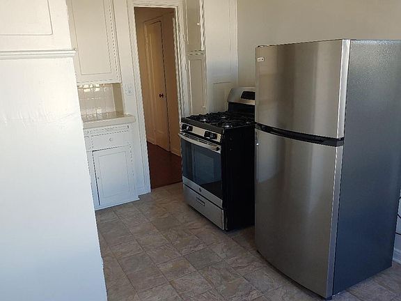 5th image of 801 Gramercy Dr APT 304