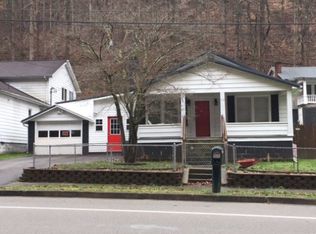 518 Town Mountain Rd, Pikeville, KY 41501