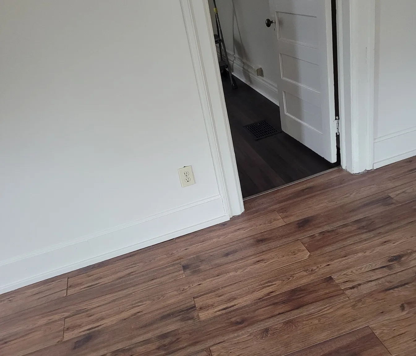 1 bed, 600 sqft, $1,050 — Photo 3