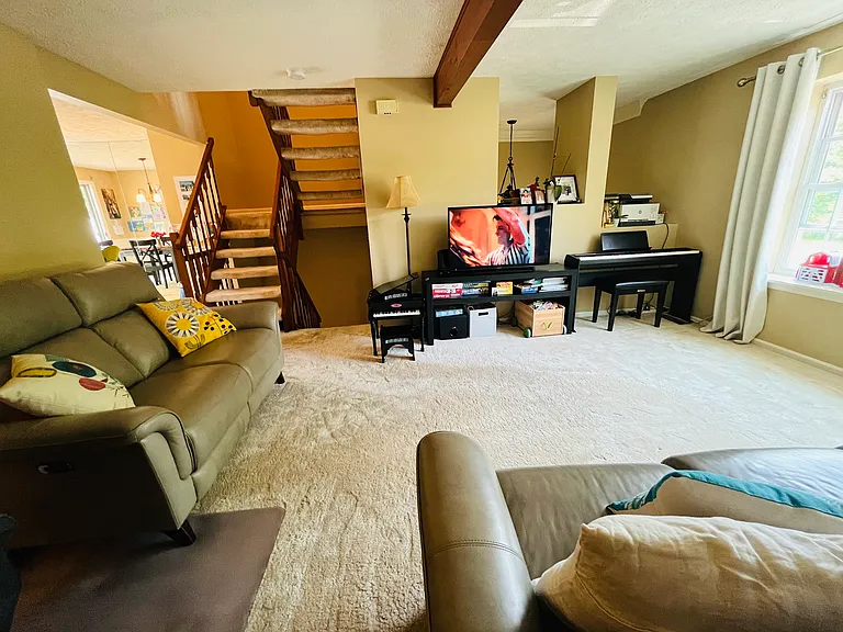 5083 Empire Dr #1 — Photo 9