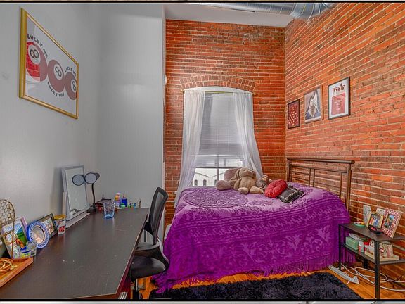 2nd image of 215 State St #2