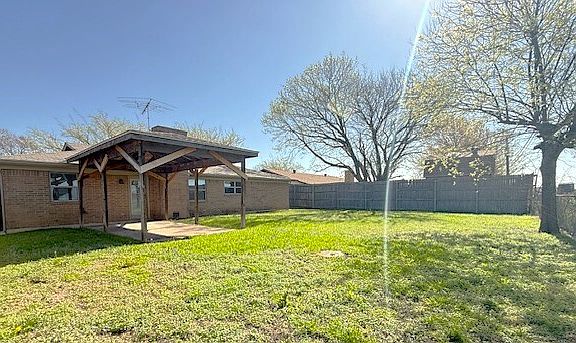 3rd image of 309 Linda Dr