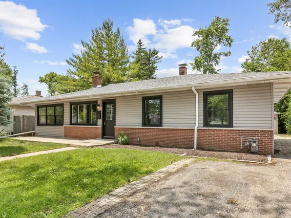 7100 Mulberry St, Hanover Park, IL 60133