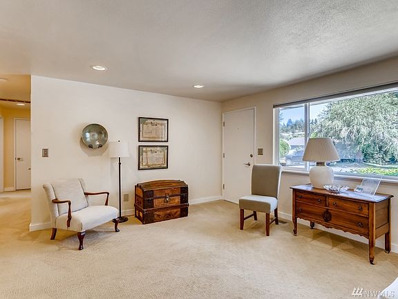 Front entry to open living area