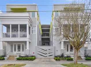 8220 Maple St APT B, New Orleans, LA 70118