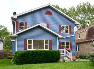 216 Central Park Ave, Wilmette, IL