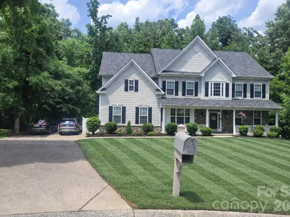 1261 Brough Hall Dr, Waxhaw, NC 28173
