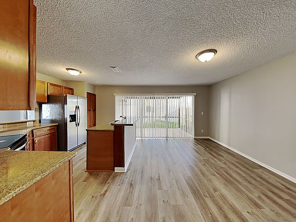 5th image of 3755 NW 107th Ter