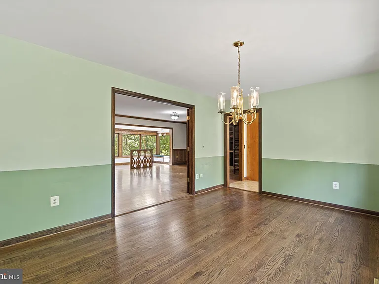 12780 Chatter Brook Dr — Photo 10