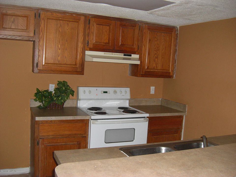 2nd image of 7605 S JANA Lane