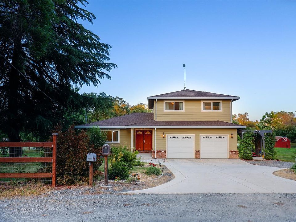 1st image of 3361 Twin Lakes Dr