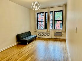252 E 89th St, New York, NY