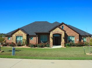 149 Davenport Ln, Waxahachie, TX 75165