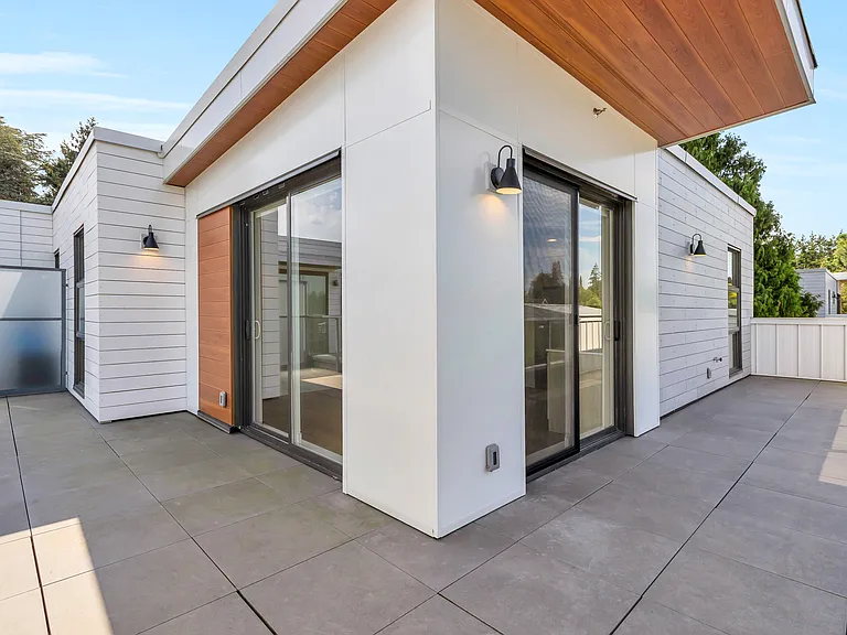 1490 W 32nd Ave — Photo 77
